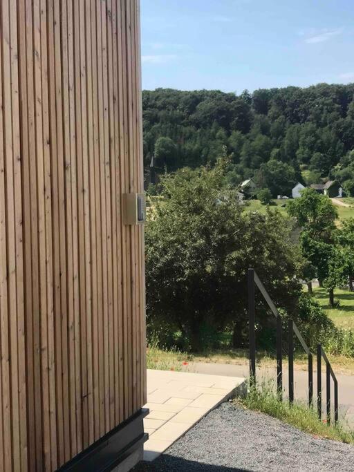 Eifelhausaufzeit-Vulkaneifel-Architekten-Chalet Mit Sauna Im Vulkankrater Immerath Exterior photo